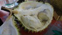 640px-Durian_fruit_opened_PJ_DSC_0802