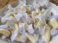 Durian_candy_(Durian_pastillas)_-_Philippines_001_(3)_02