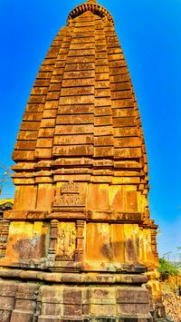 0011823_Markandi_temples,_Surya_artwork_on_the_vimana,_Markanda_Maharashtra_077