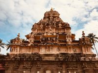 9th_century_Parthasarathi_temple_vimana_with_Dakshinamurti,_Parthivapuram_Tamil_Nadu